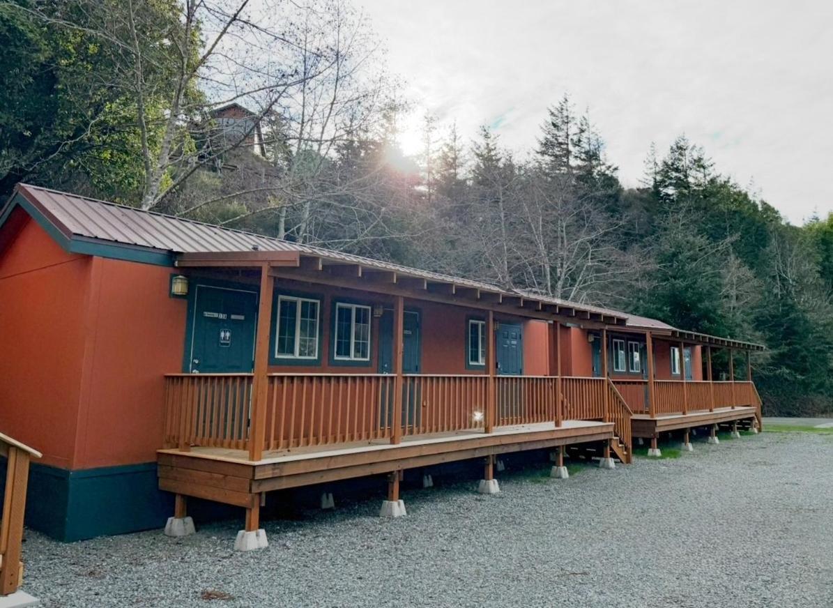 Rogue River Landing Resort Gold Beach Extérieur photo